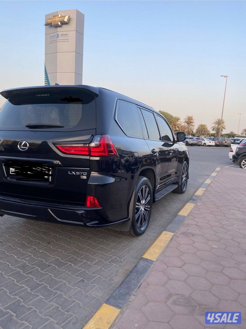 للبيع جيب لكزز موديل ٢٠١٨ ماشي ٢٢٣ شرط الفحص قير مكينه شاص البدي قطعه9