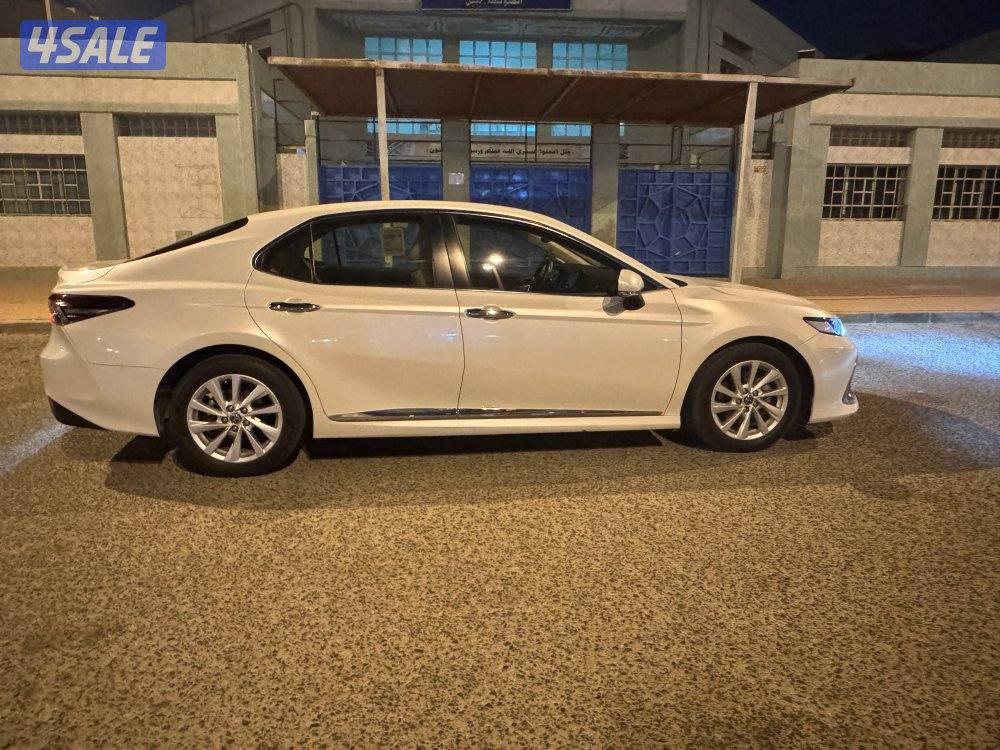 للبيع كامري 20231