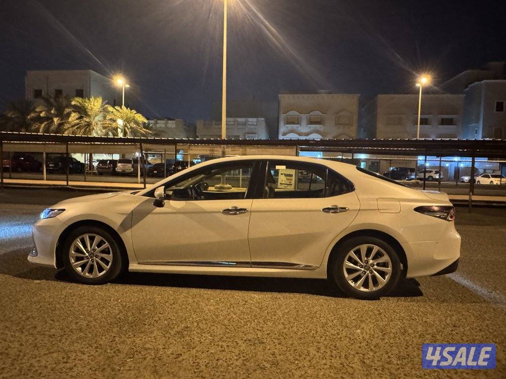 للبيع كامري 20232