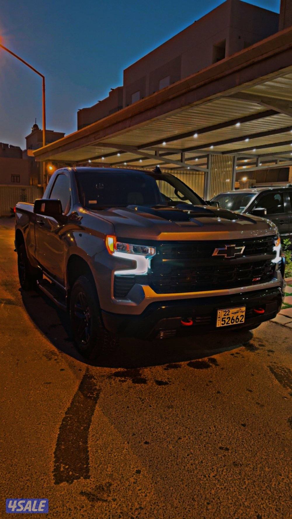 للبيع سلفرادو تريل بوس4