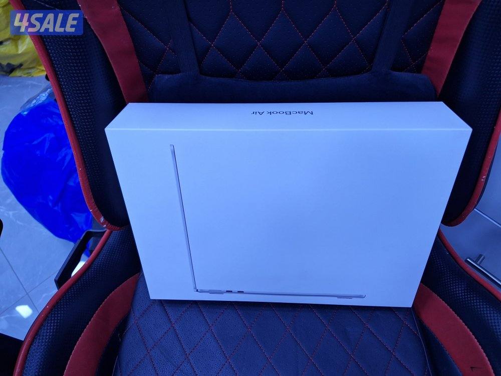MacBook Air M4 2025 – رام 16 و512 SSD – جديد
بالكرتون3