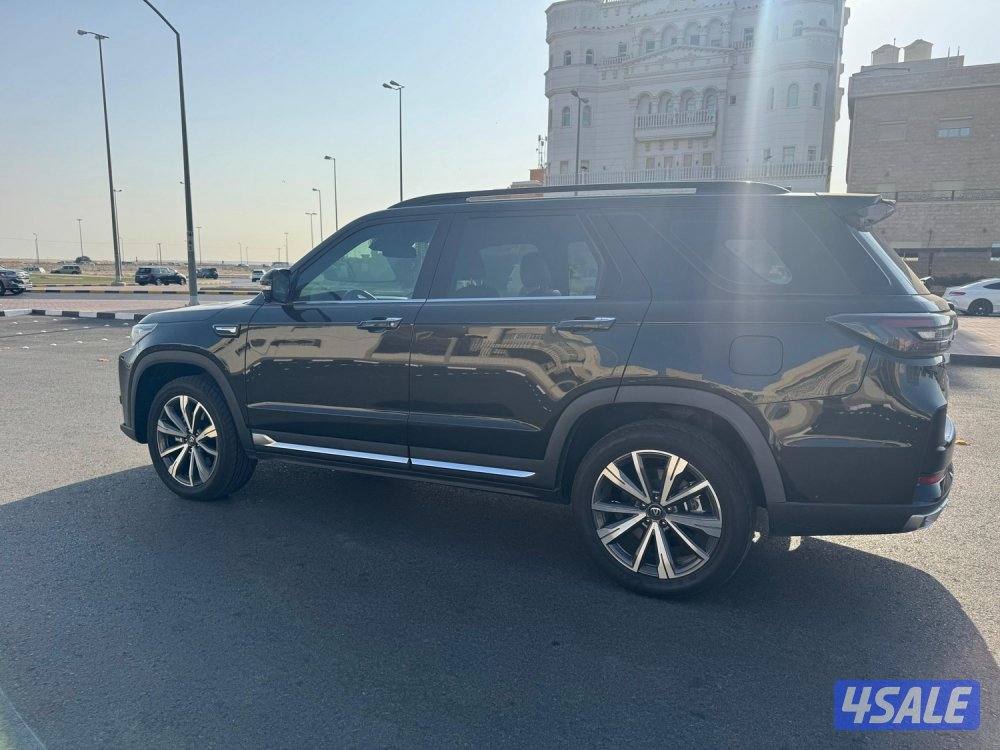 للبيع شانغان CS95 royal موديل 20243