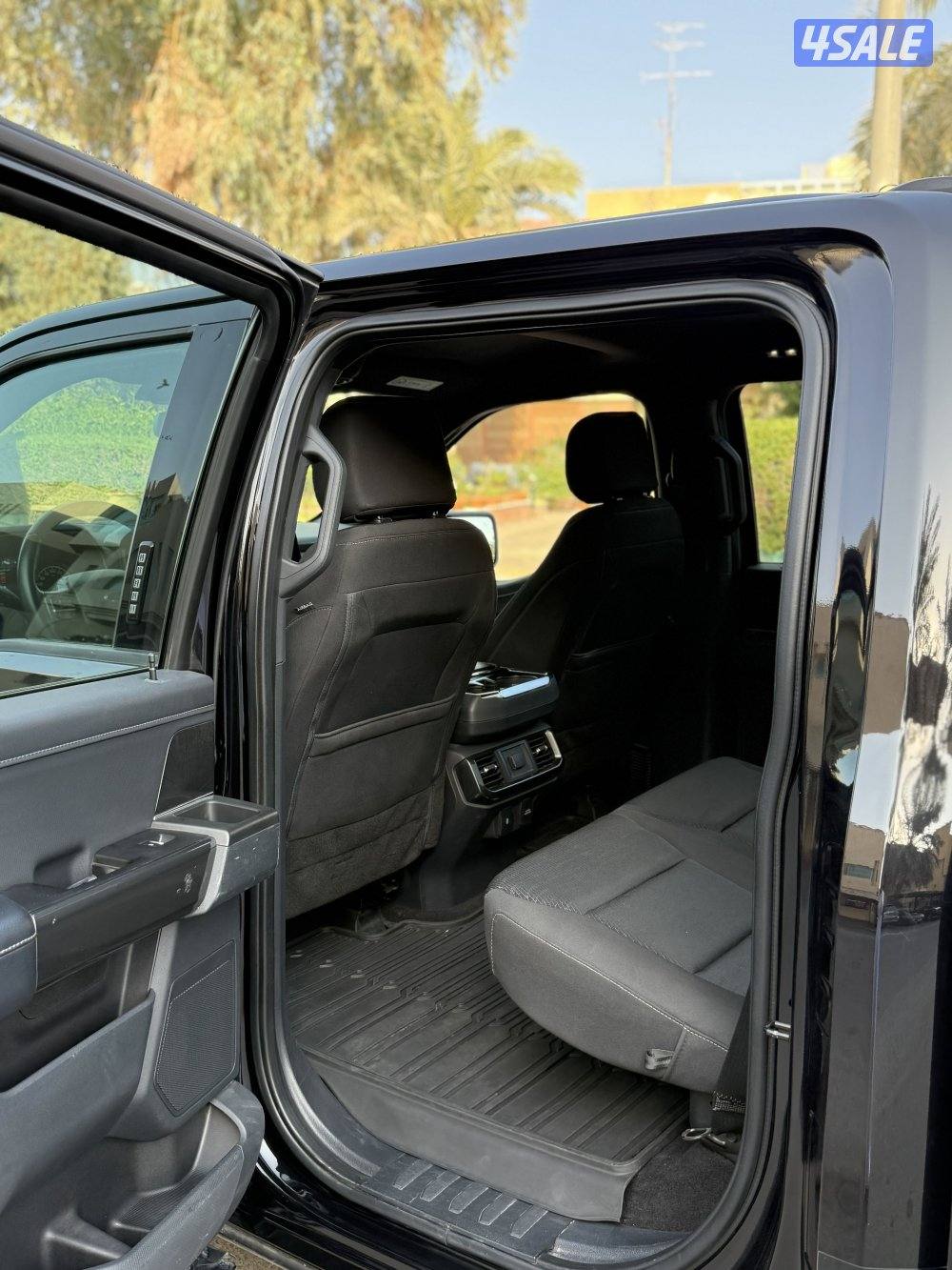 وانيت فورد واود الوكالة دبل5