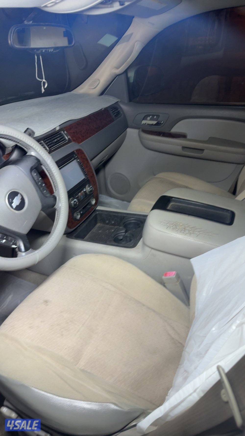 تاهو ٢٠٠٨ ما يحتاج تقط عليه ولا دينار1