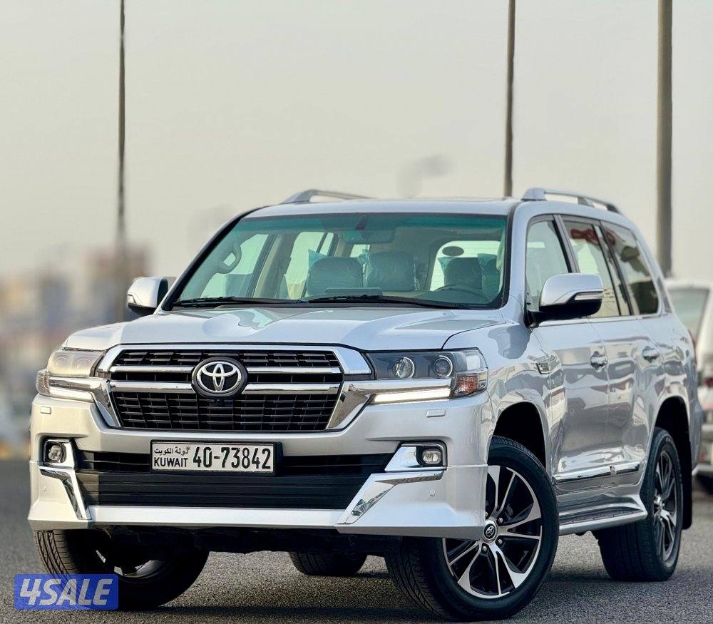 لاندكروزر تورنق 2019 الساير كشنات جلد شرط الفحص0