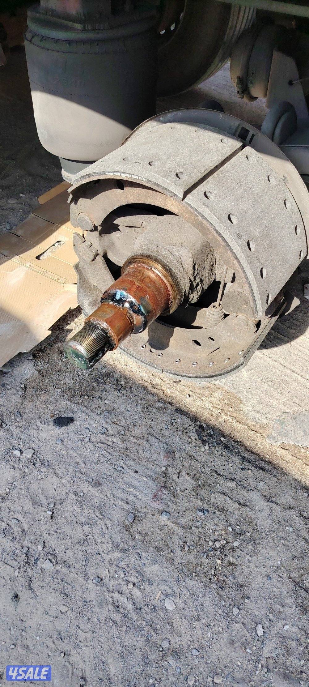 معلم ميكانيكي شاحنات مرسيدس ديزل +فاحص شراء شاحنات عبدالله العسكر أبوف3