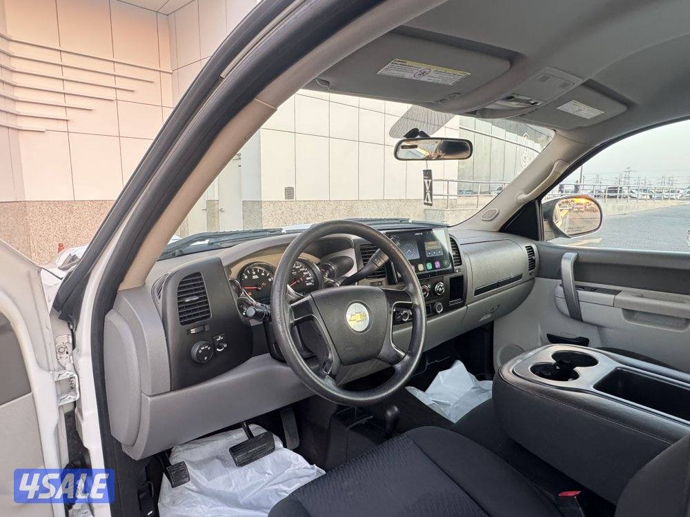 للبيع وانيت سلفرادو HD موديل 20119