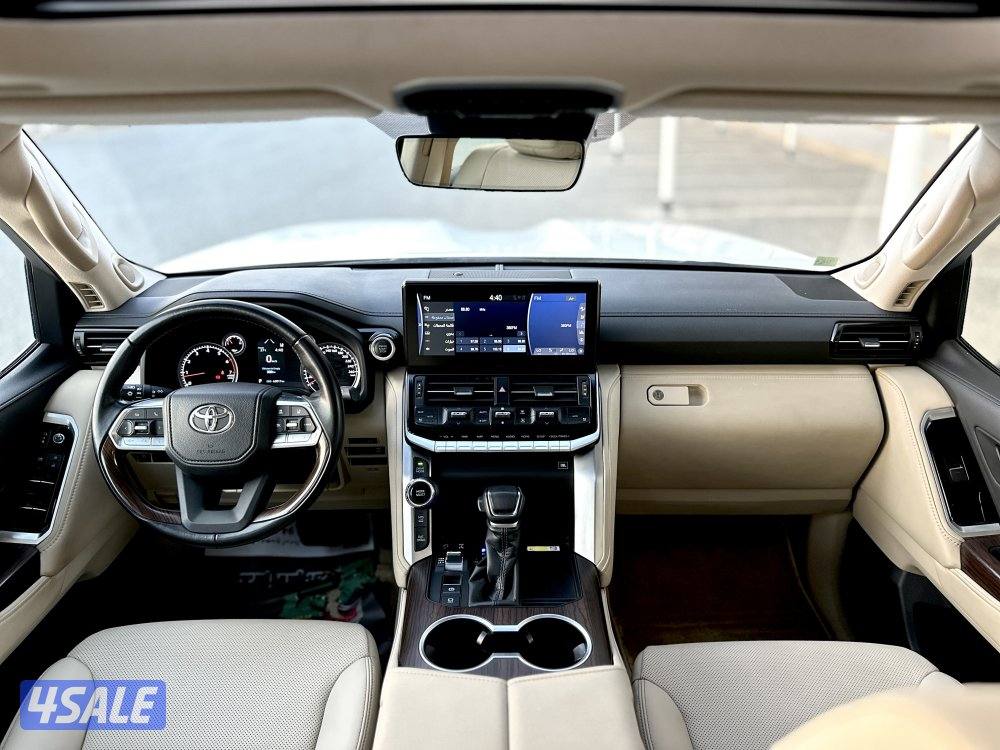 معرض القمة🚩11