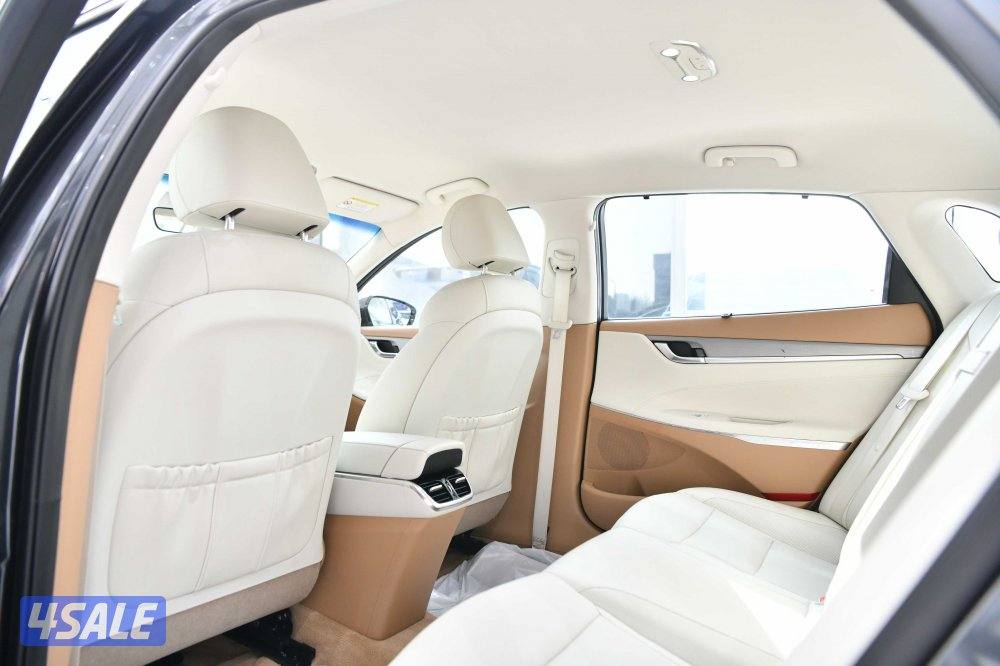 هيونداي ازيرا4