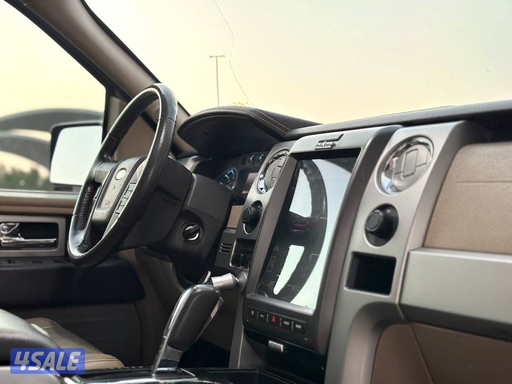 معرض القمة🚩8