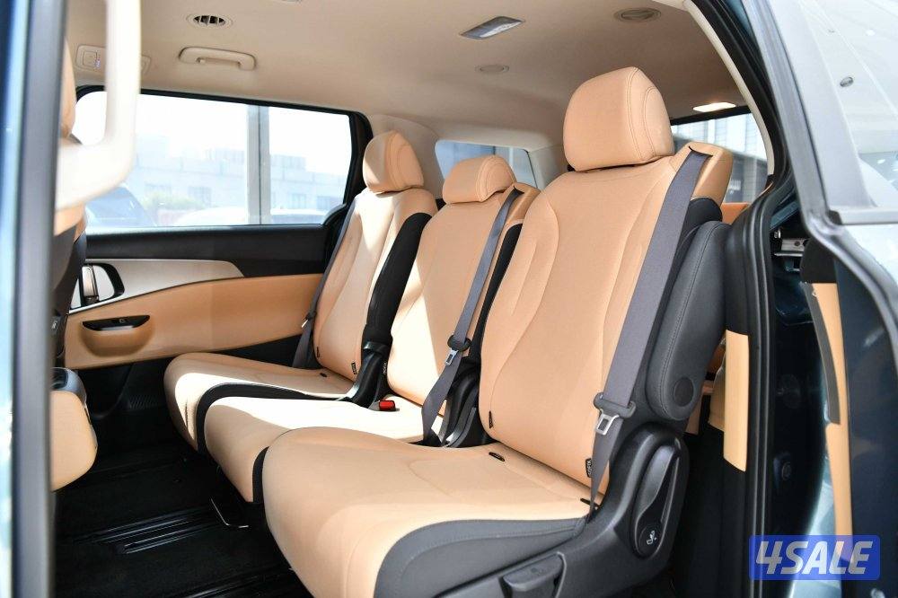 كيا كارنفال4