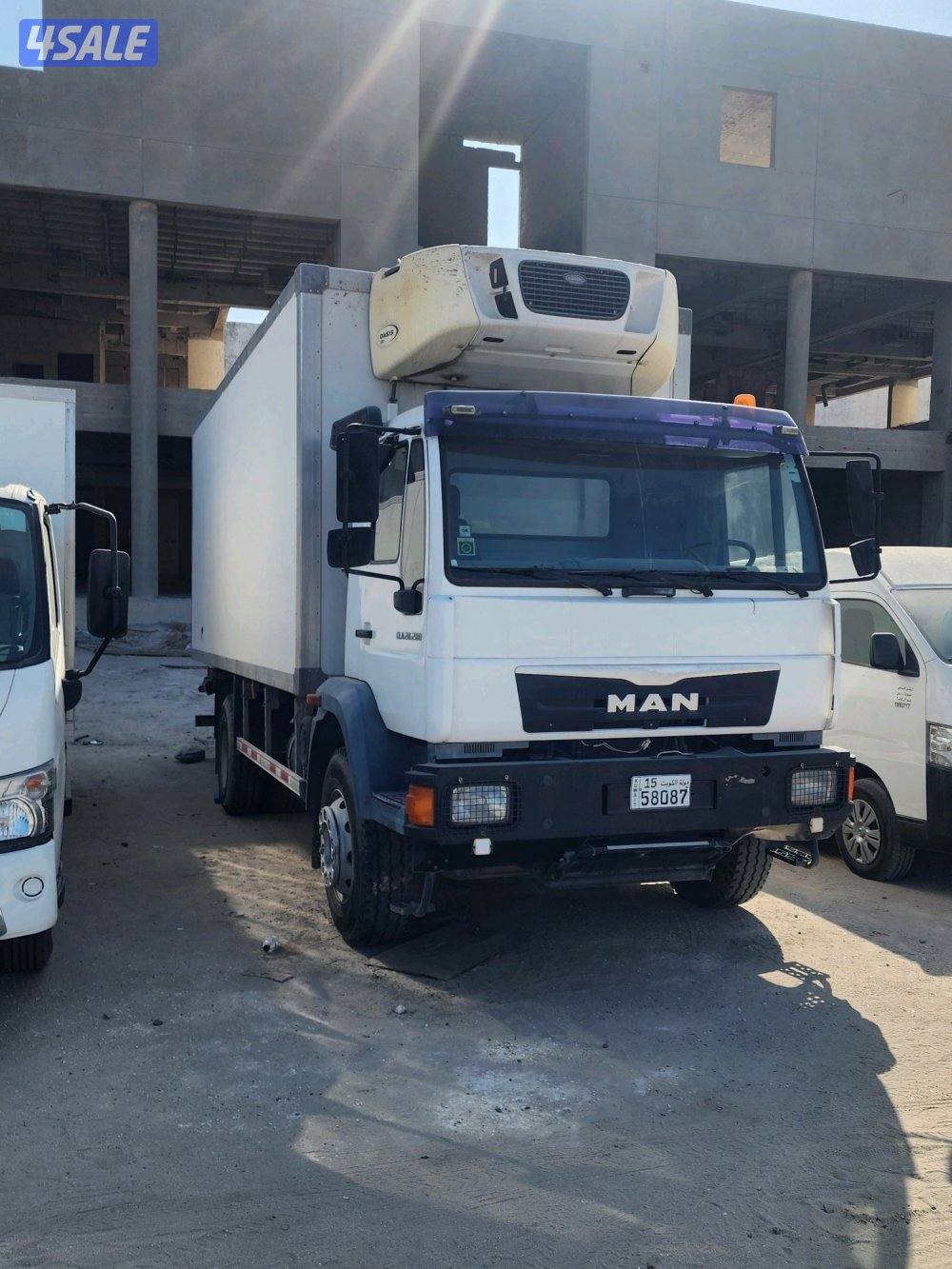 هاف لوري MAN2