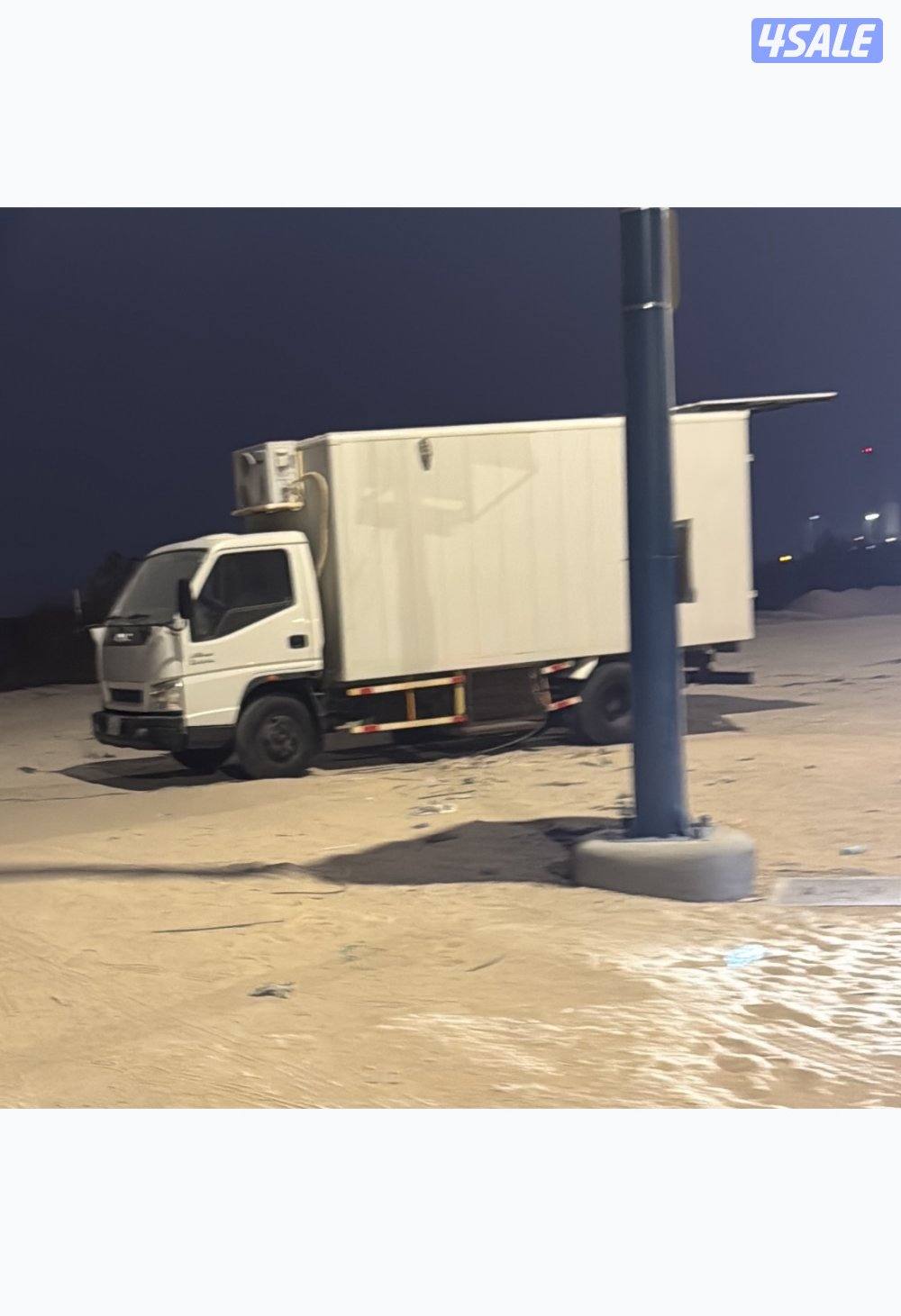 للبيع بقالة كامل اغراضها بدون رخصة0