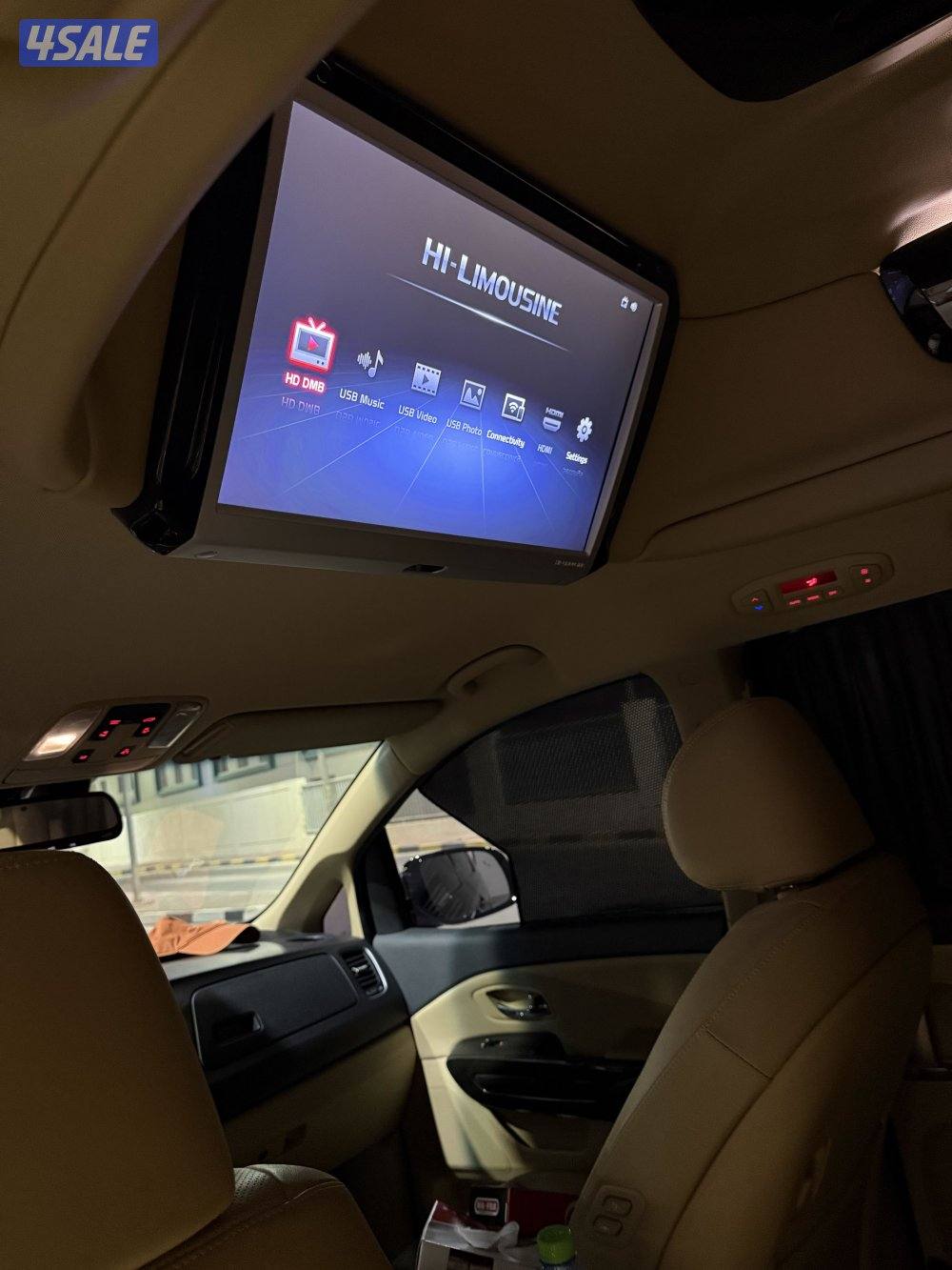 للبيع كيا كرنفال. هاي لموزين4