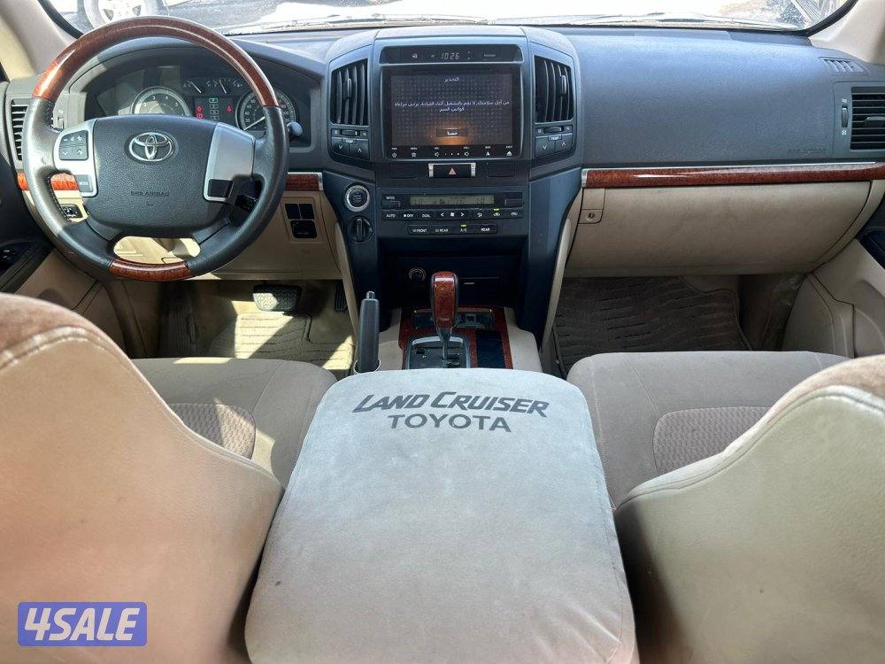 لاند كروزر GXR .V8 موديل 20156