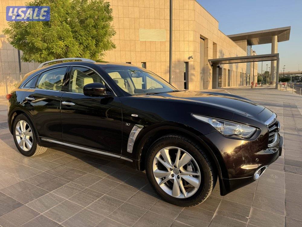 للبيع : آنفينيتي : QX 70 : موديل 2015 : عداد 99 الف كم4