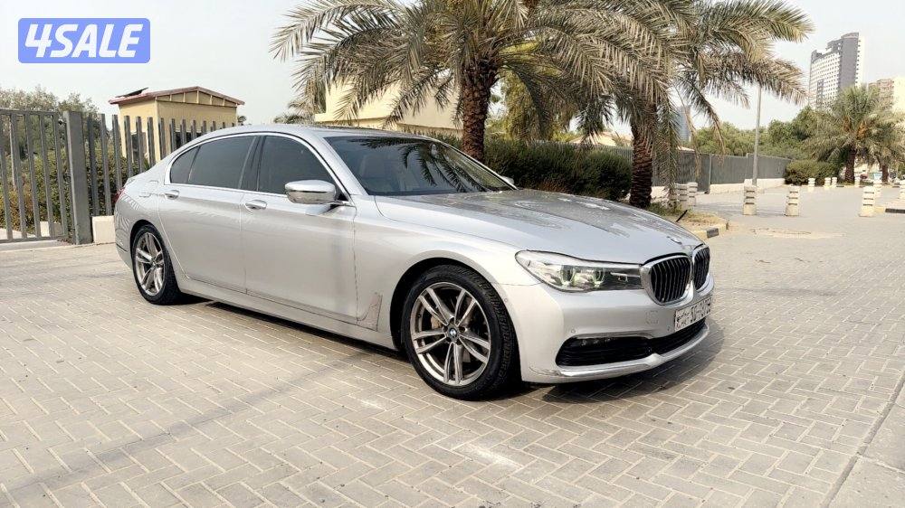 BMW 740i2