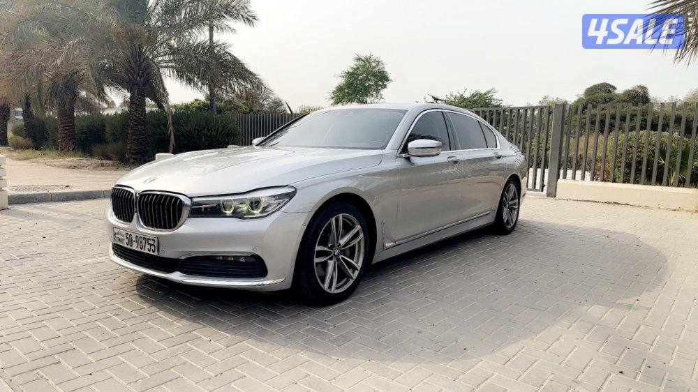 BMW 740i4