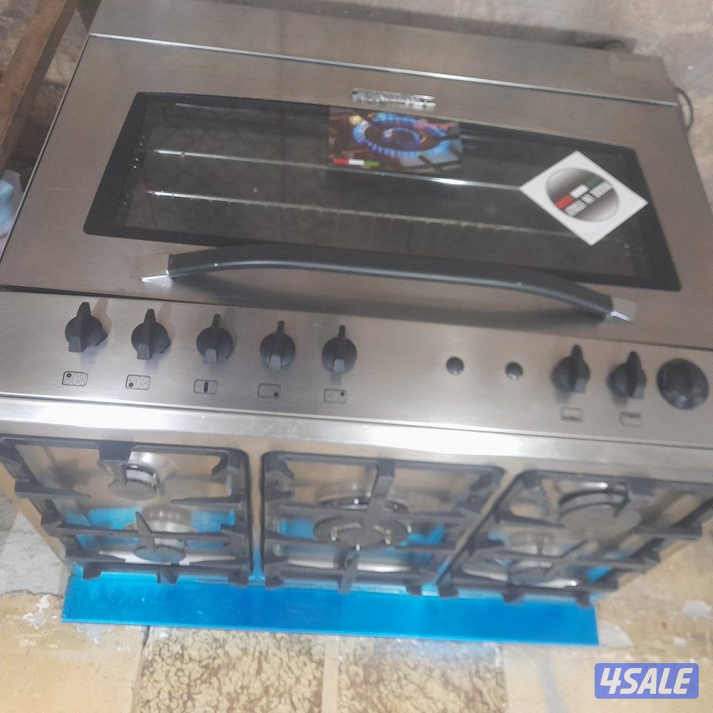 لبيع جميع انواع الطباخات الايطالي لجرمل مقاس 90 60 بحاله ممتازه مع الت0