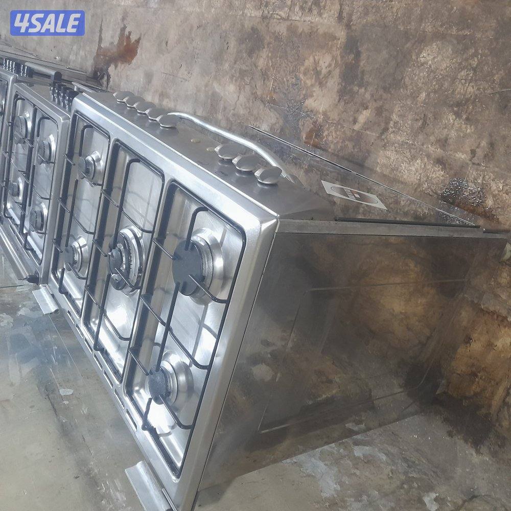 لبيع جميع انواع الطباخات الايطالي لجرمل مقاس 90 60 بحاله ممتازه مع الت2