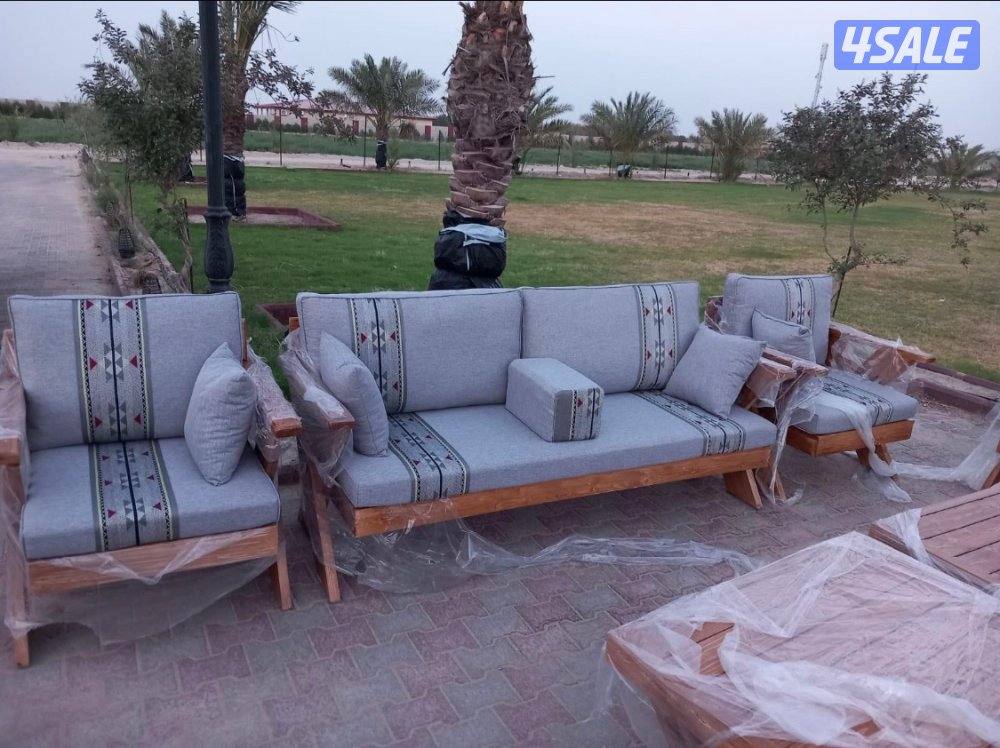 اللبيع كراسي حديد +كراسي خشب +كراسي حديد ملبس خشب مع فرش وطربال10