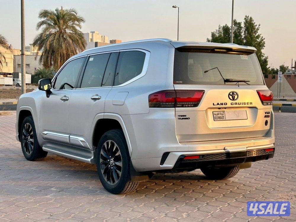 لاندكروزرVXR
 عداد 43 الف3