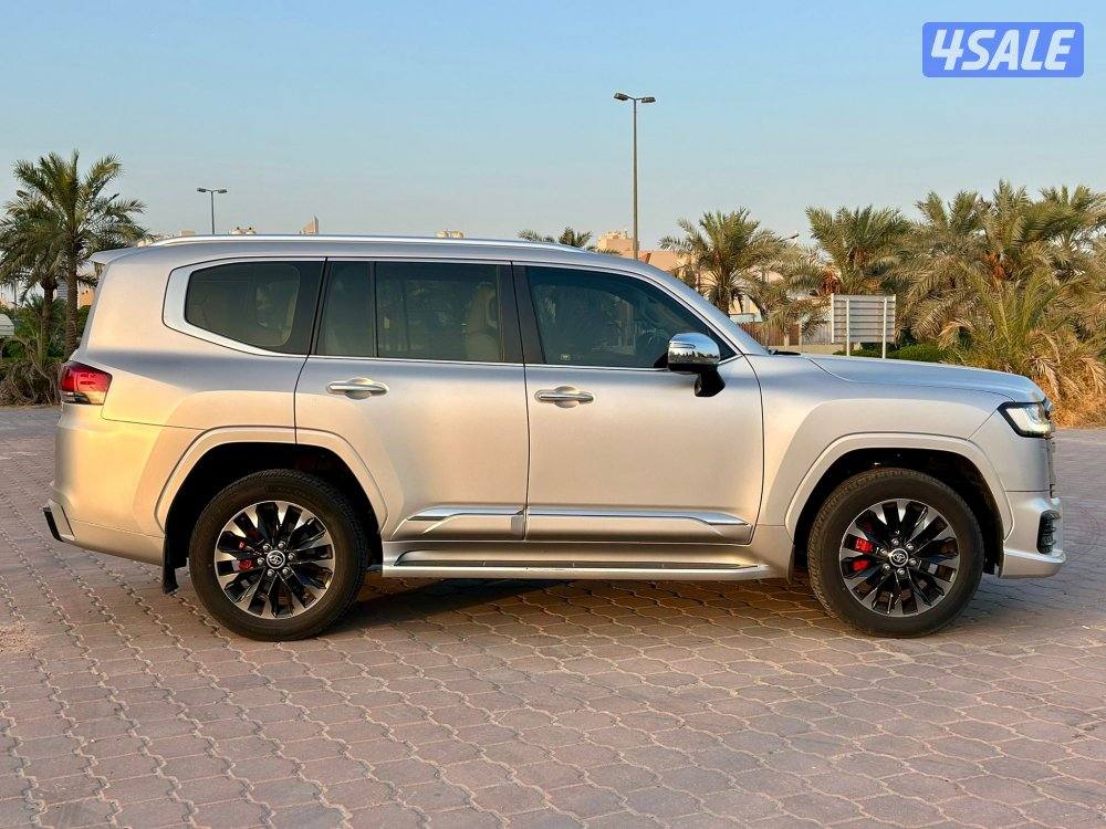 لاندكروزرVXR
 عداد 43 الف7