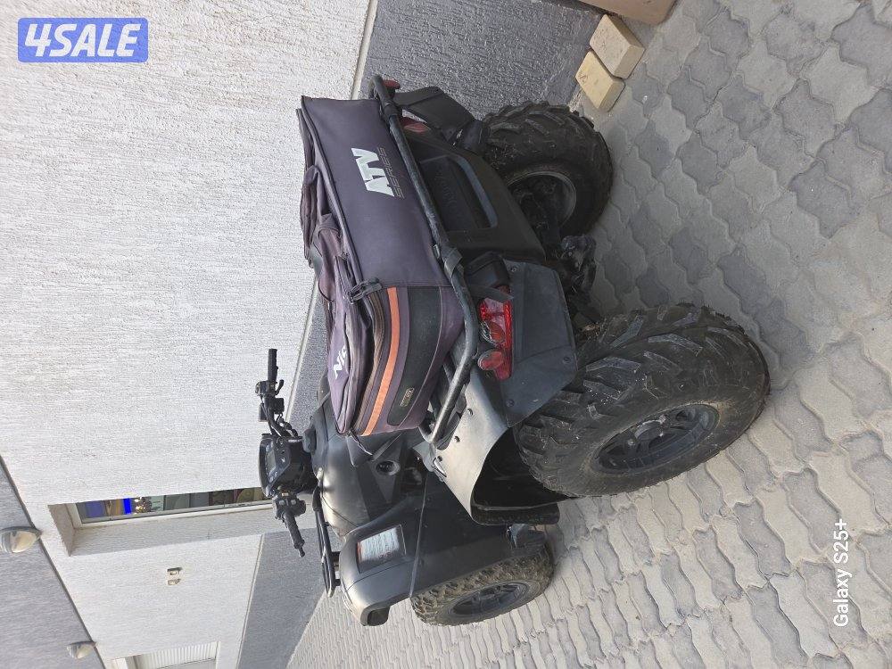 للبيع بقي هوندا ٦٥٠ سي سي1