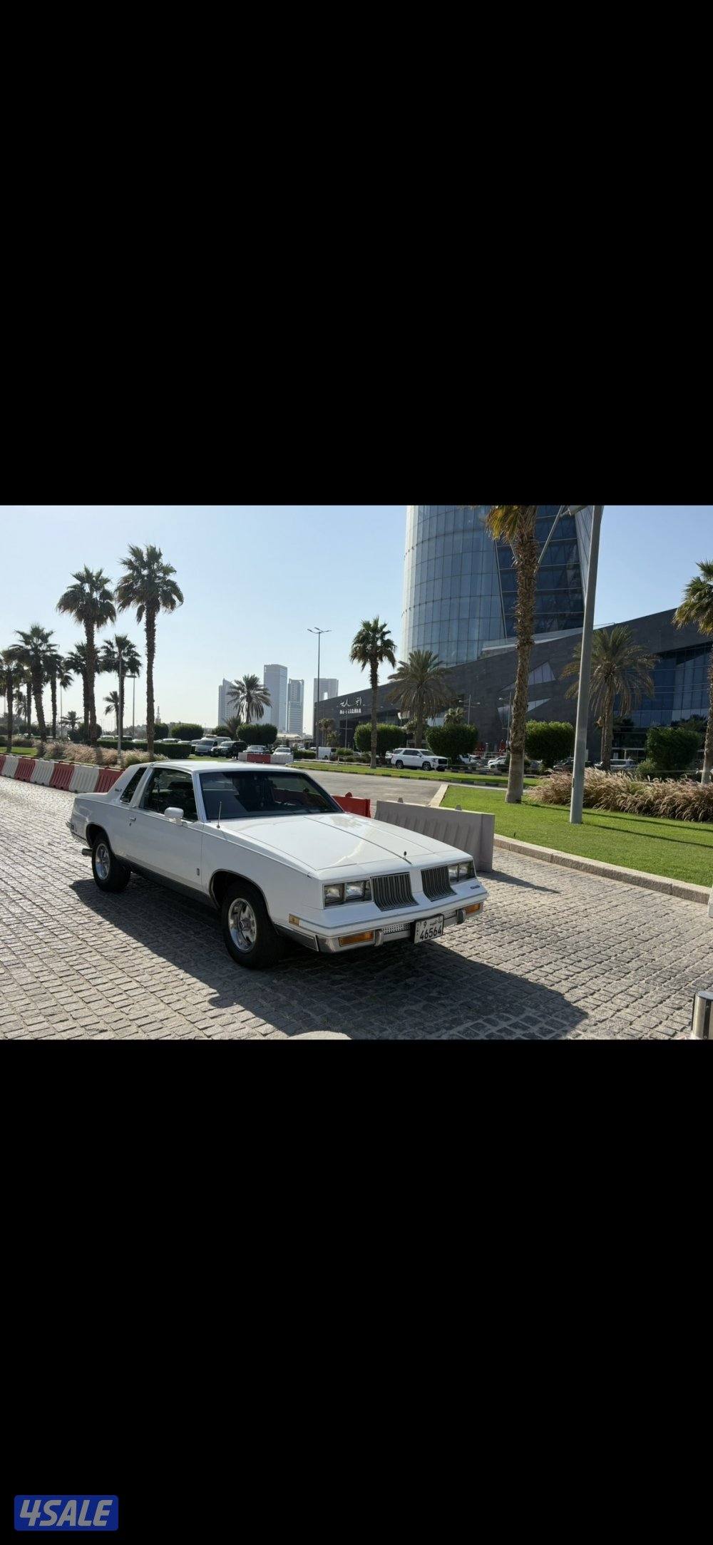 للبيع اوز موبيل كاتلس1984 الغانم بحاله جيده . شرط الفحص السعر ٢٧٠٠3