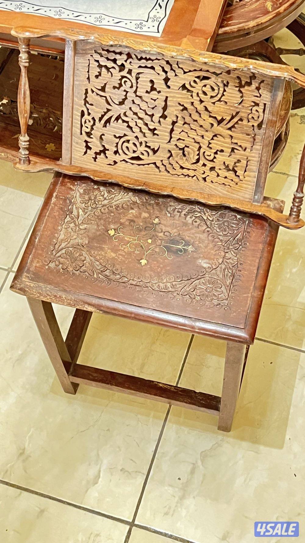 للبيع ترولي خشبي مع الصواني والصحوون7