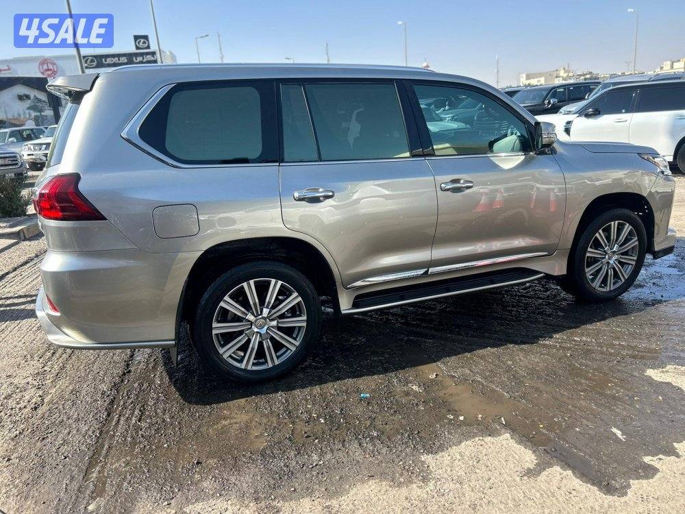 لكزس LX570 درجة ثانيه3