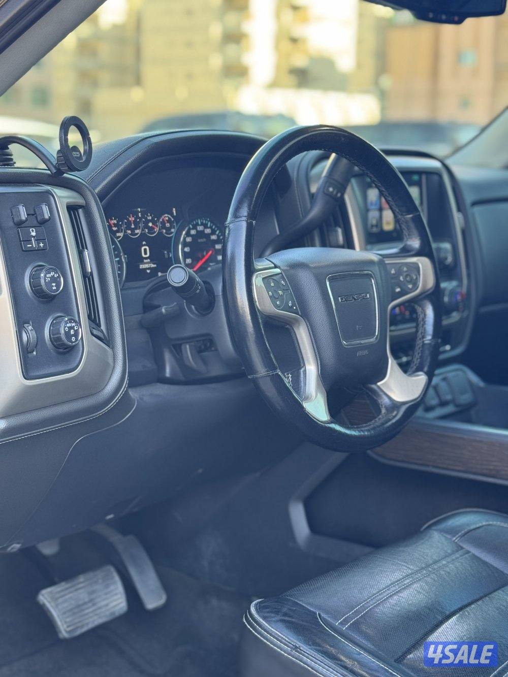 وانيت دينالي وارد كندا5