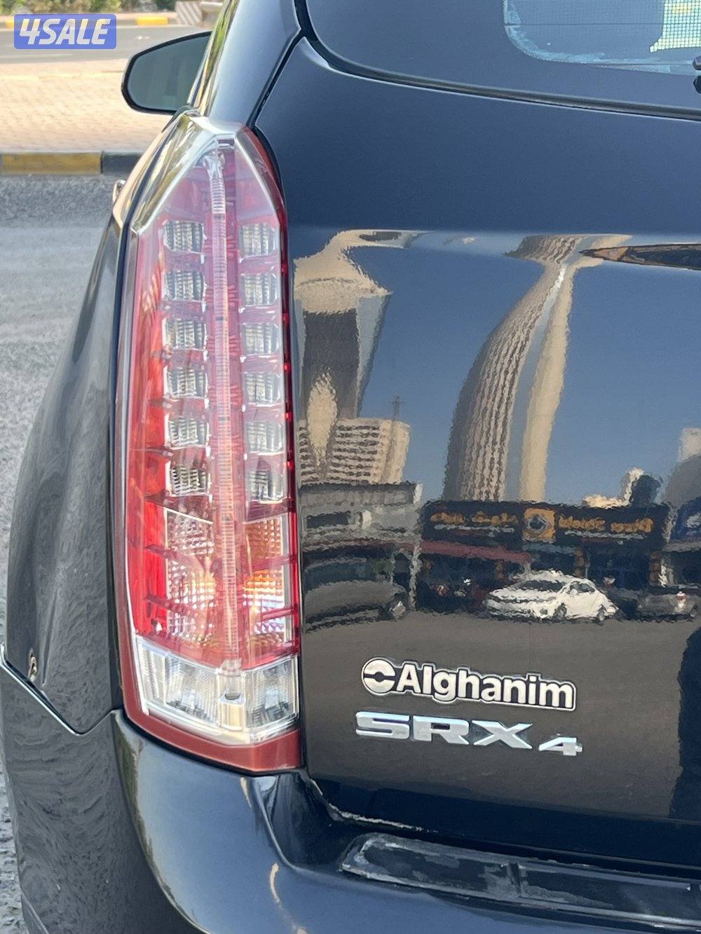 كاديلاك SRX4موديل 20111