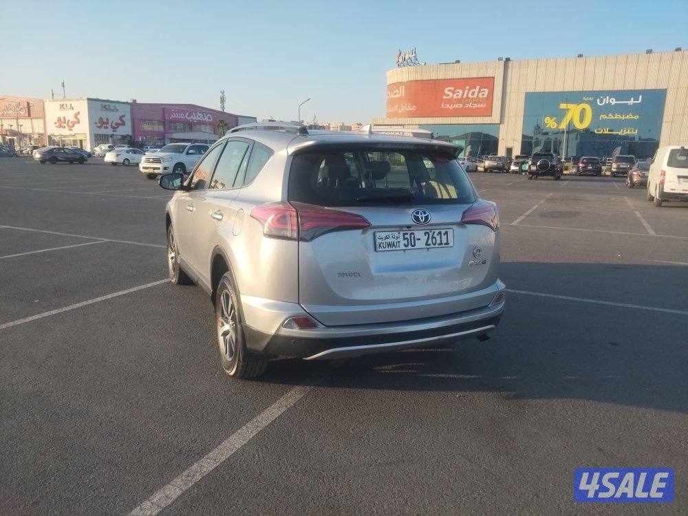 راف 4 موديل 2018 فضي عداد ٩٤ الف فتحه دبه هيدروليك بحاله ممتازة3