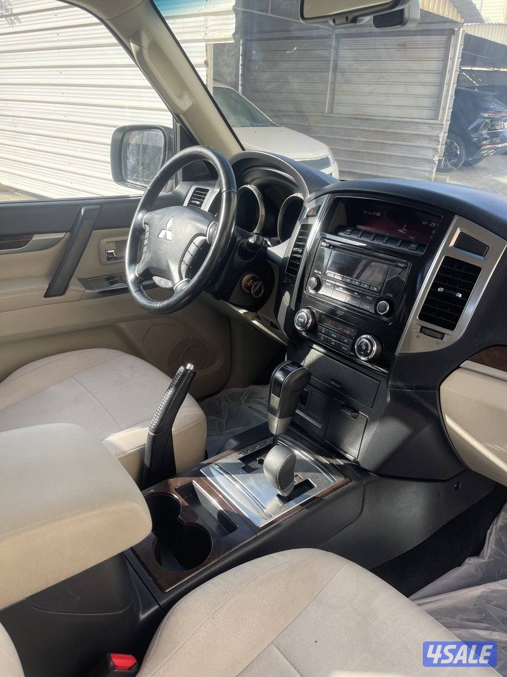 للبيع باجيرو GLS 20221