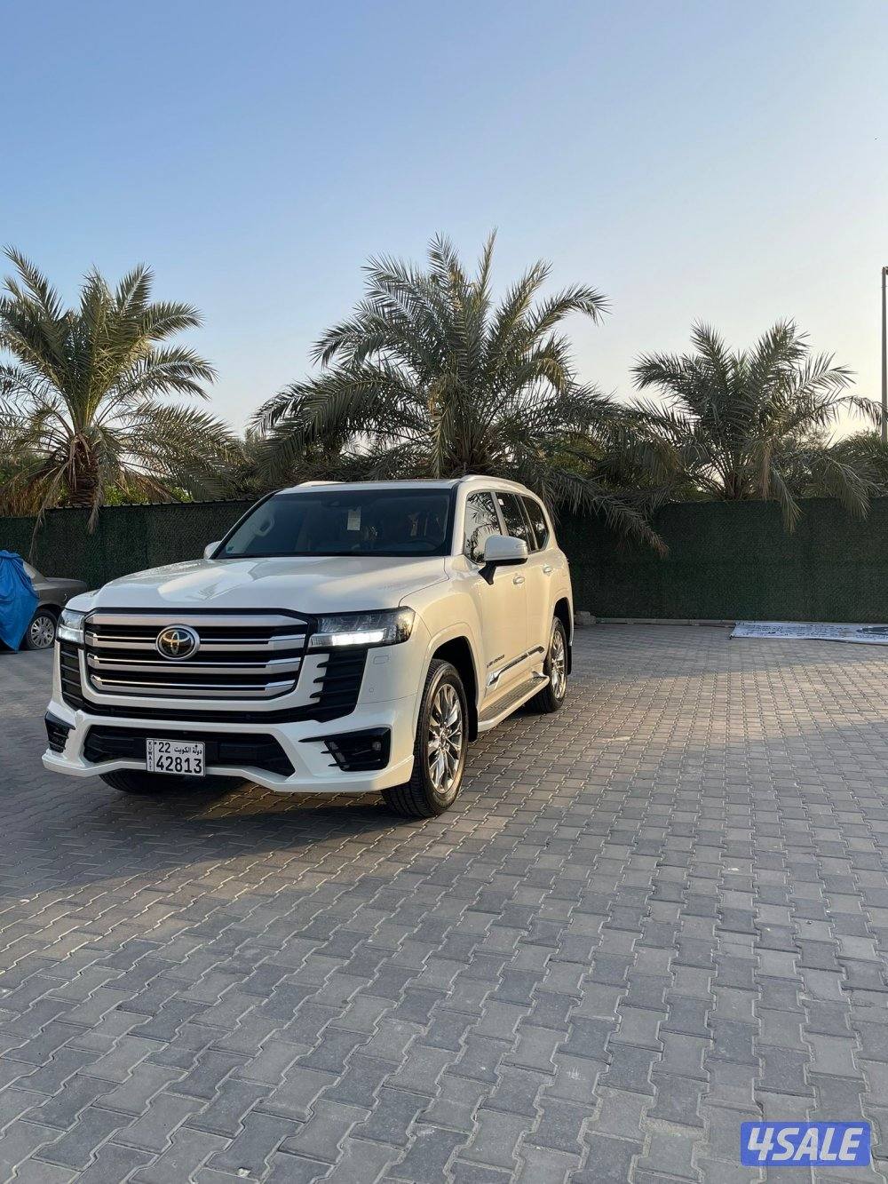 لاندكروزر ايرو اس 20240