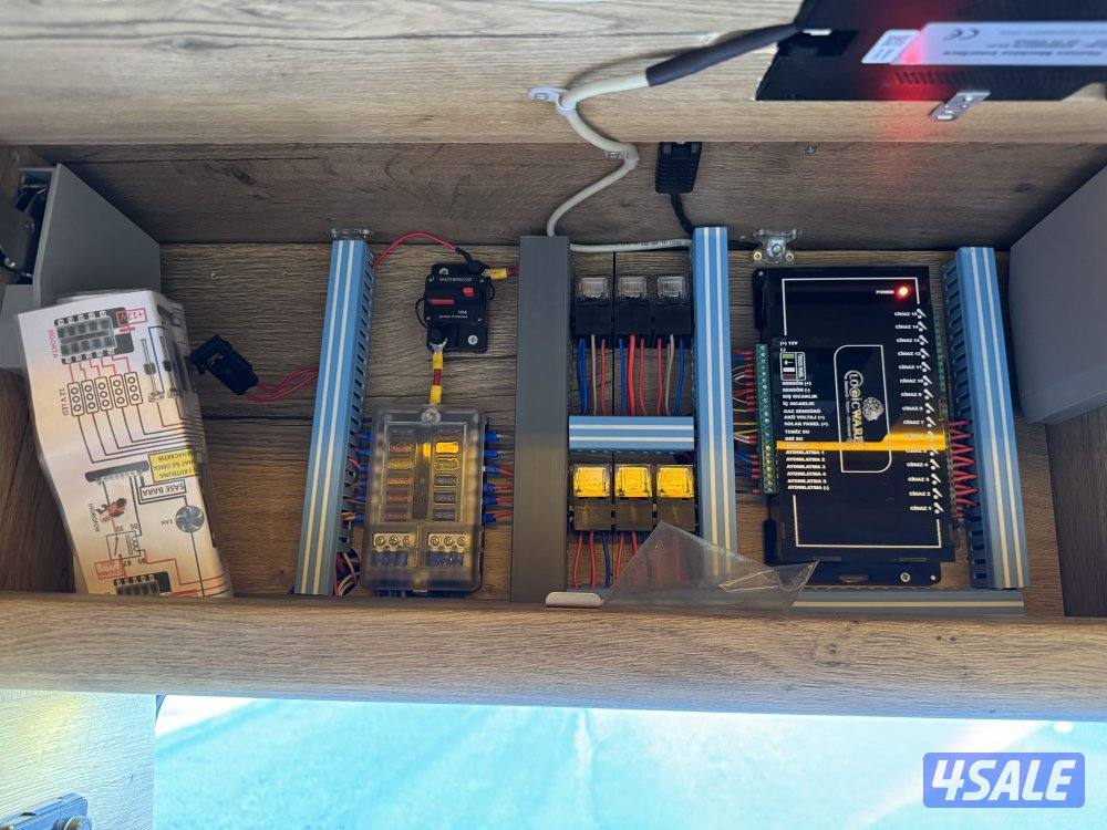 للبيع كرفان بيجو14