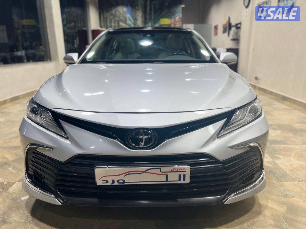 كامري بانوراما ليمتد 6 سنلدر موديل 2023 ماشي 55 الف صبغ الوكالة الساير5