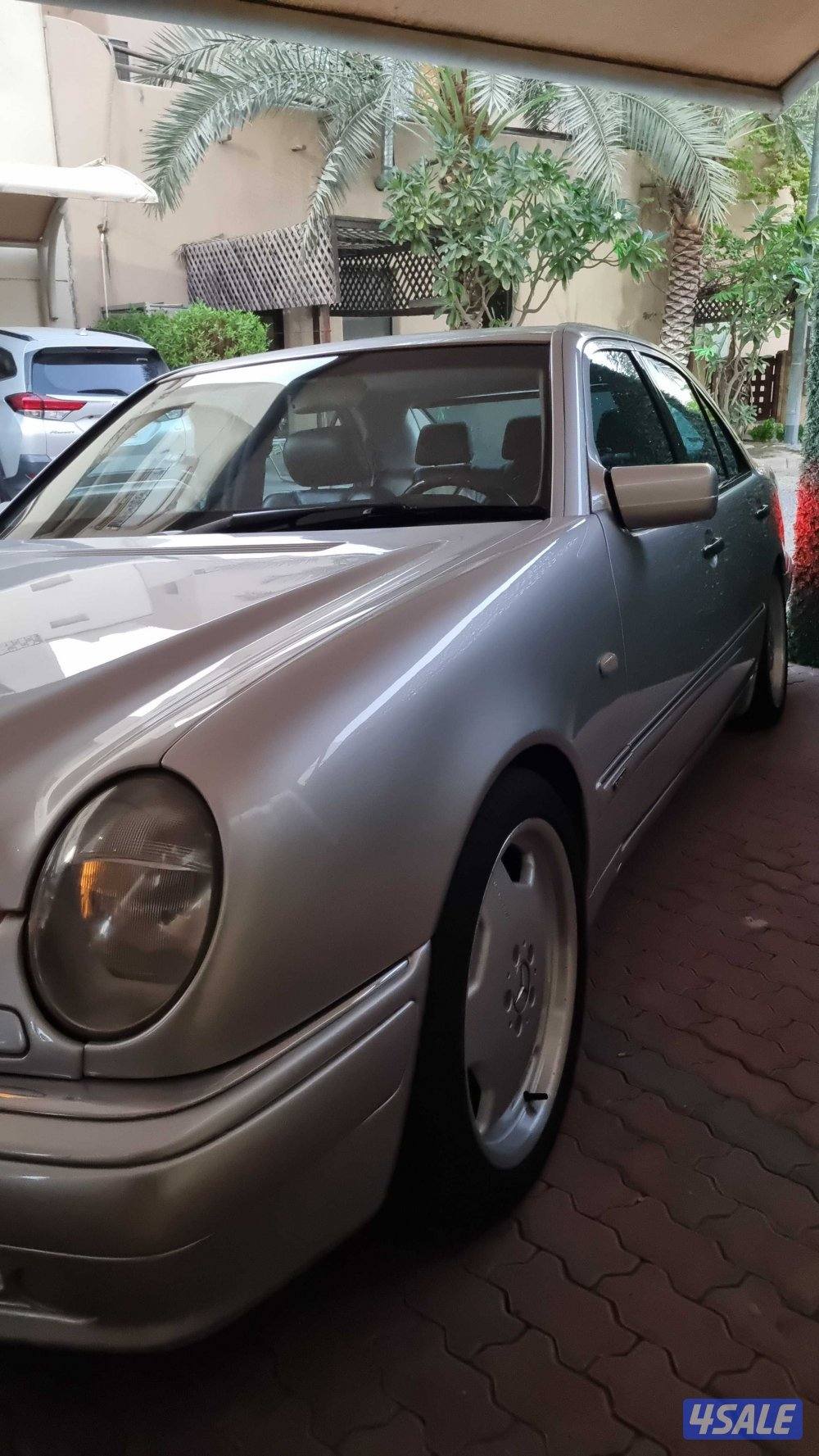 للبيع مرسيدس E55 AMG موديل 1999 وارد اليابان بحالة ممتازة3