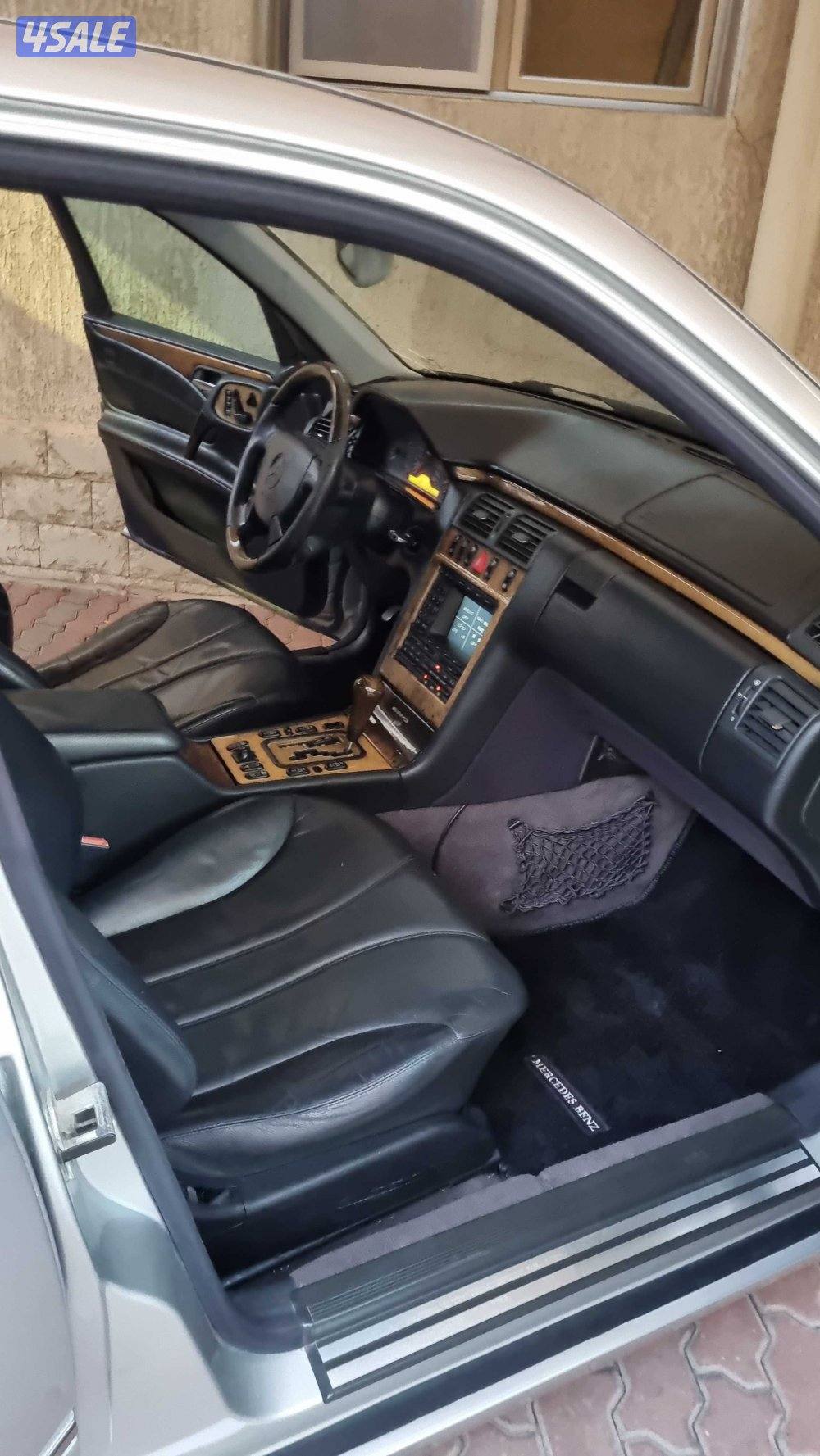 للبيع مرسيدس E55 AMG موديل 1999 وارد اليابان بحالة ممتازة14