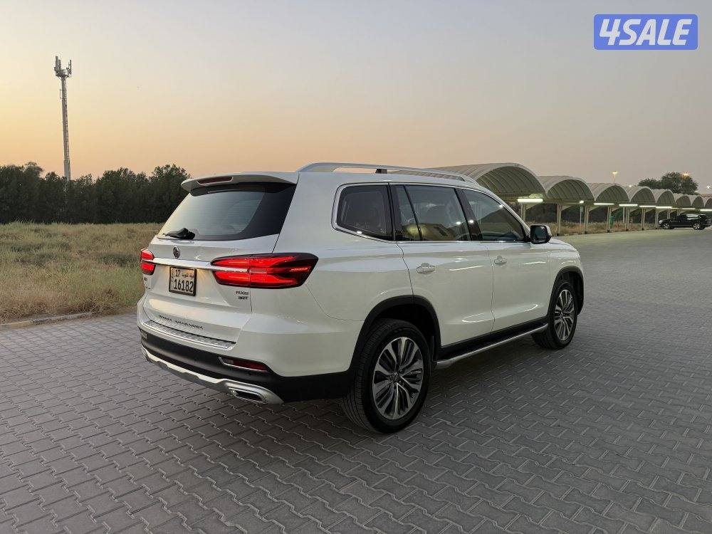 للبيع جيب MG موديل 2020 النوع RX82