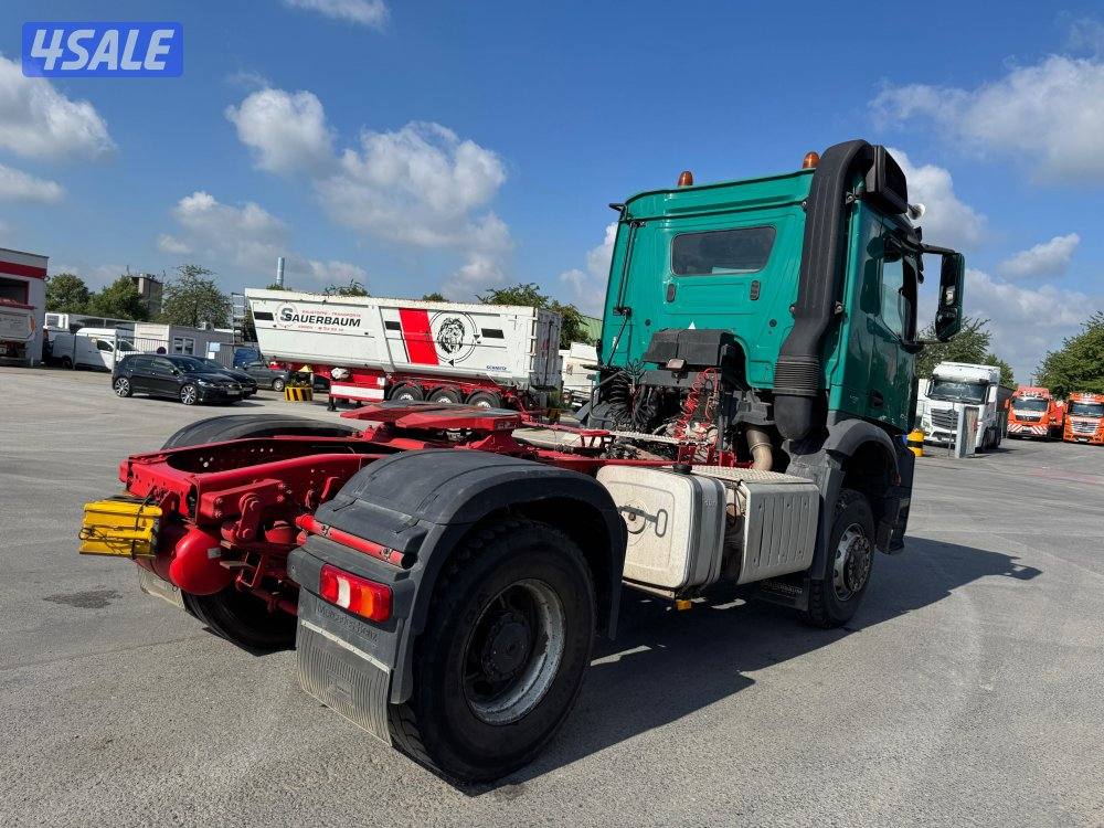 أروكس مديل 20153