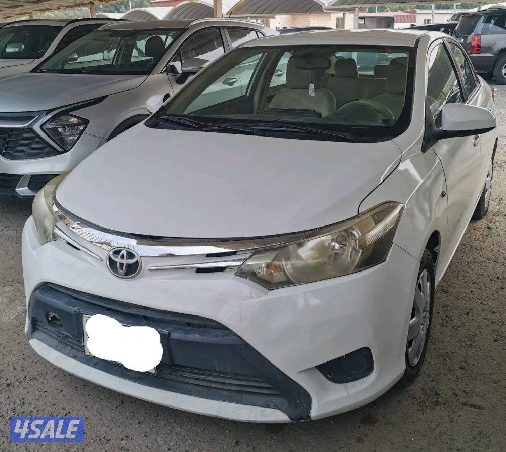 للبيع تويوتا يارس 20170