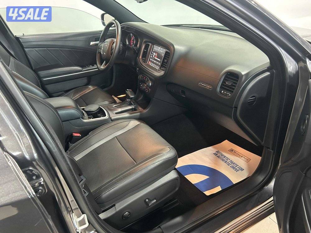 Dodge Charger SXT PLus6