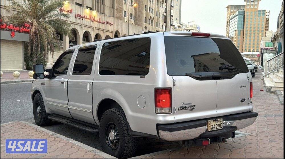 فورد اكسكيرجن موديل ٢٠٠٠بحالة الوكالة1