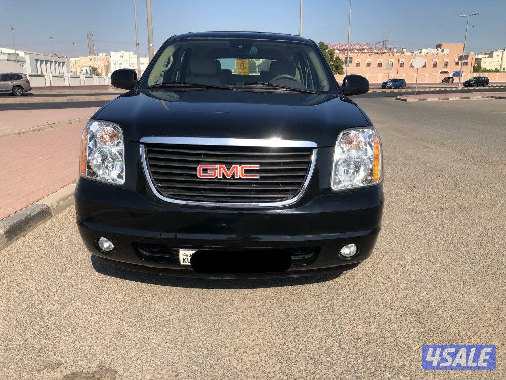 يوكن موديل 2011 بحاله ممتازه1