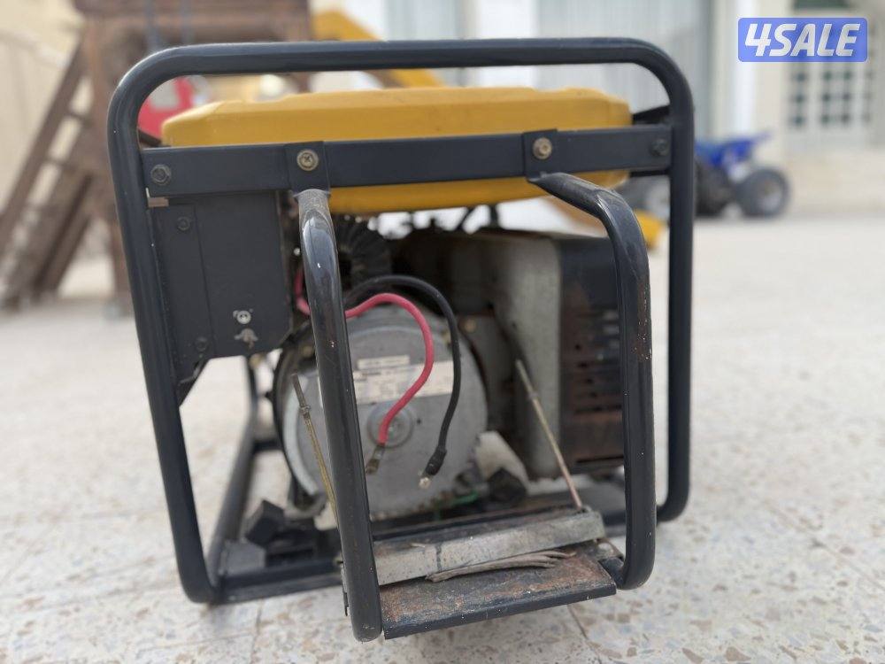 جنريتر … شبه جديد استعمال خفيف2