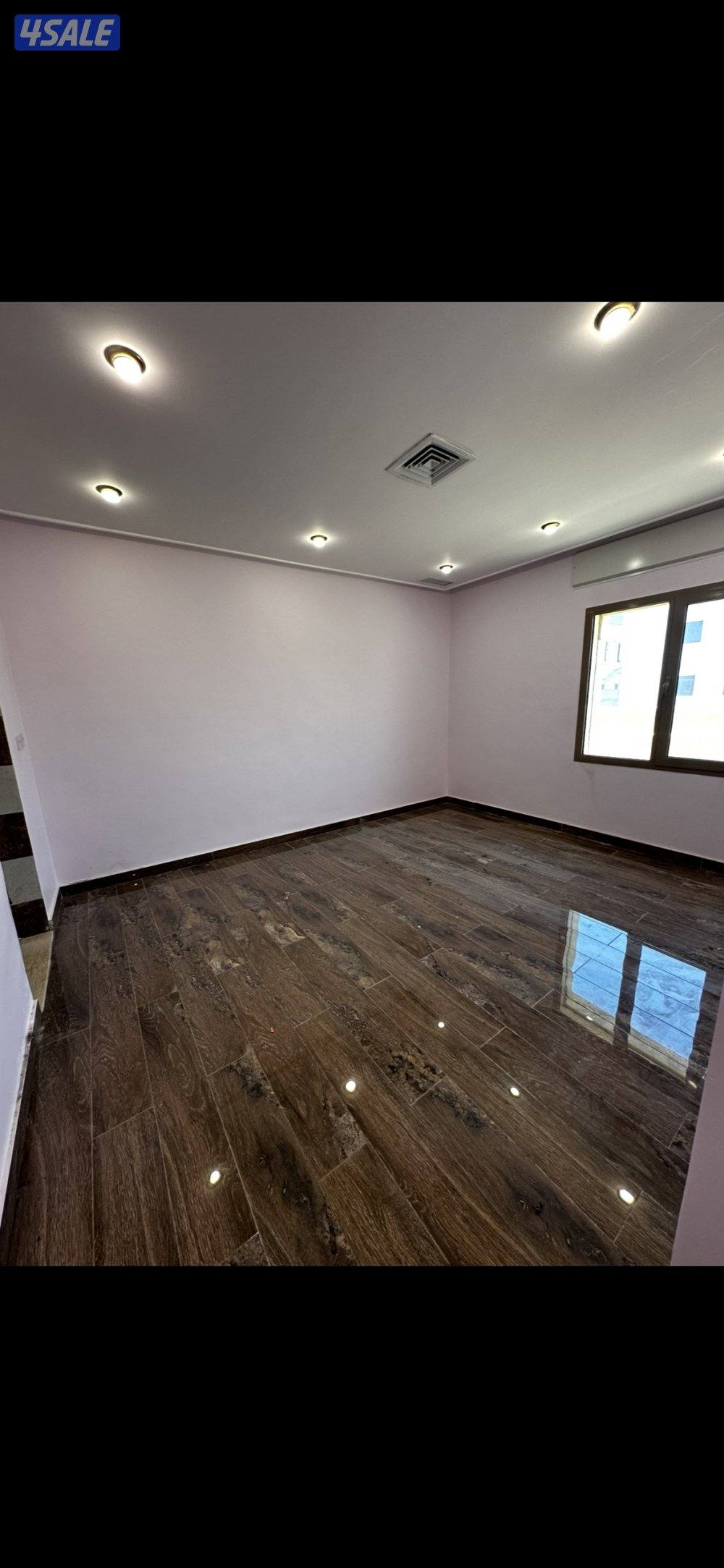 بيت كامل 3 شوارع و ارتداد و حديقة3