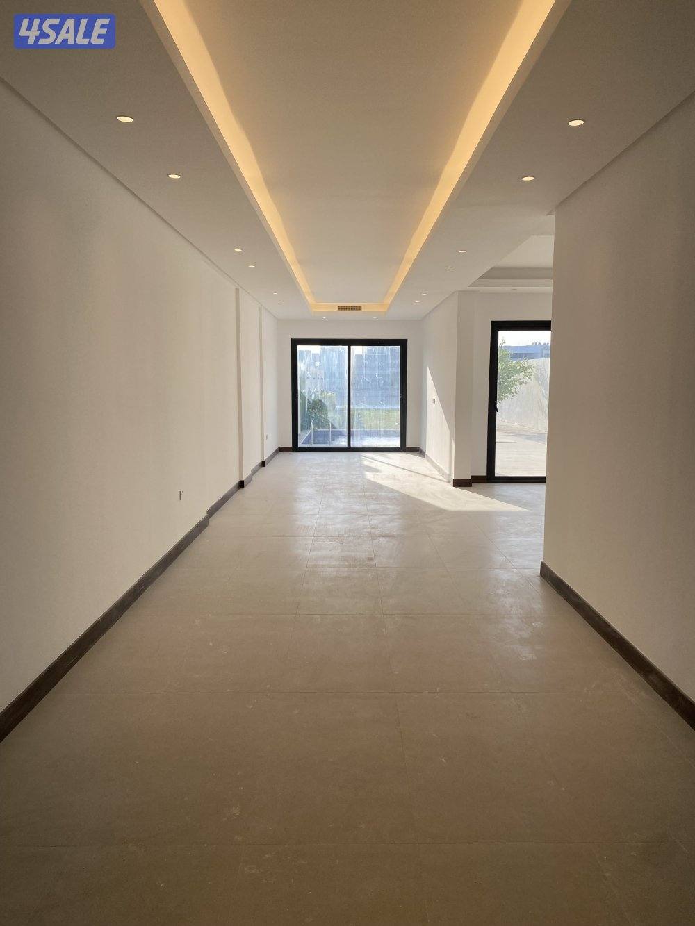 شاليهات للايجار السنوي  / يصلح للأستسمار3