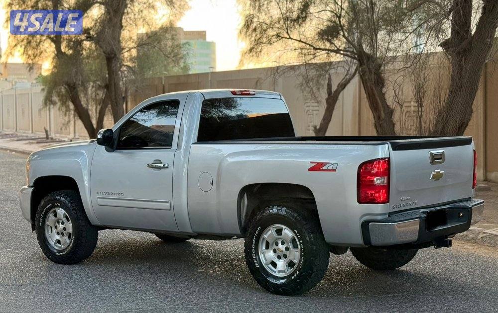 وانيت سلفرادو Z71 شرط الفحص 20134